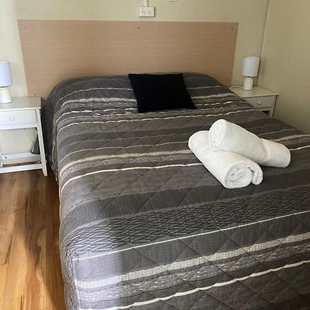 Plantation Park Motor Inn Ayr Exteriér fotografie
